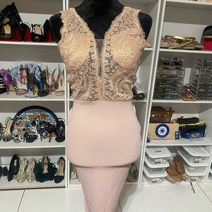Elegant Lace pink top ruffledDress